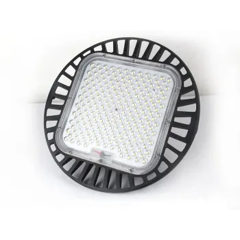 200W Industrial LED Linear High Bay Light for Workshops, Warehouses, and Large Spaces