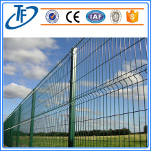 green vinyl coated welded wire mesh fence