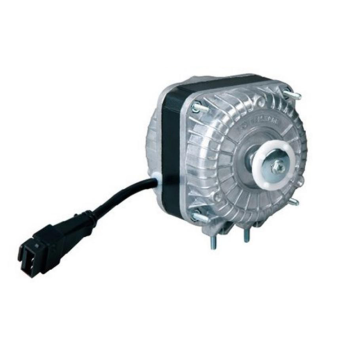 Motor peti sejuk tiang yang teduh dengan palam