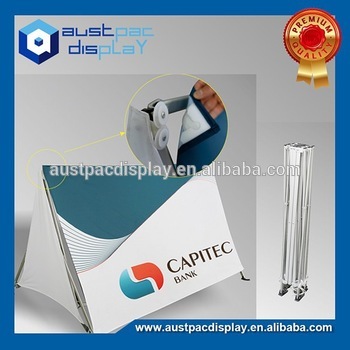 Pop Up display triangular prism