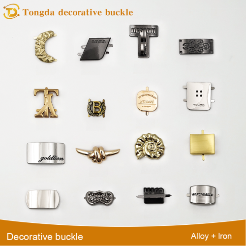 Dokulu Tasarımlı Markalı Ayakkabı Aksesuarı