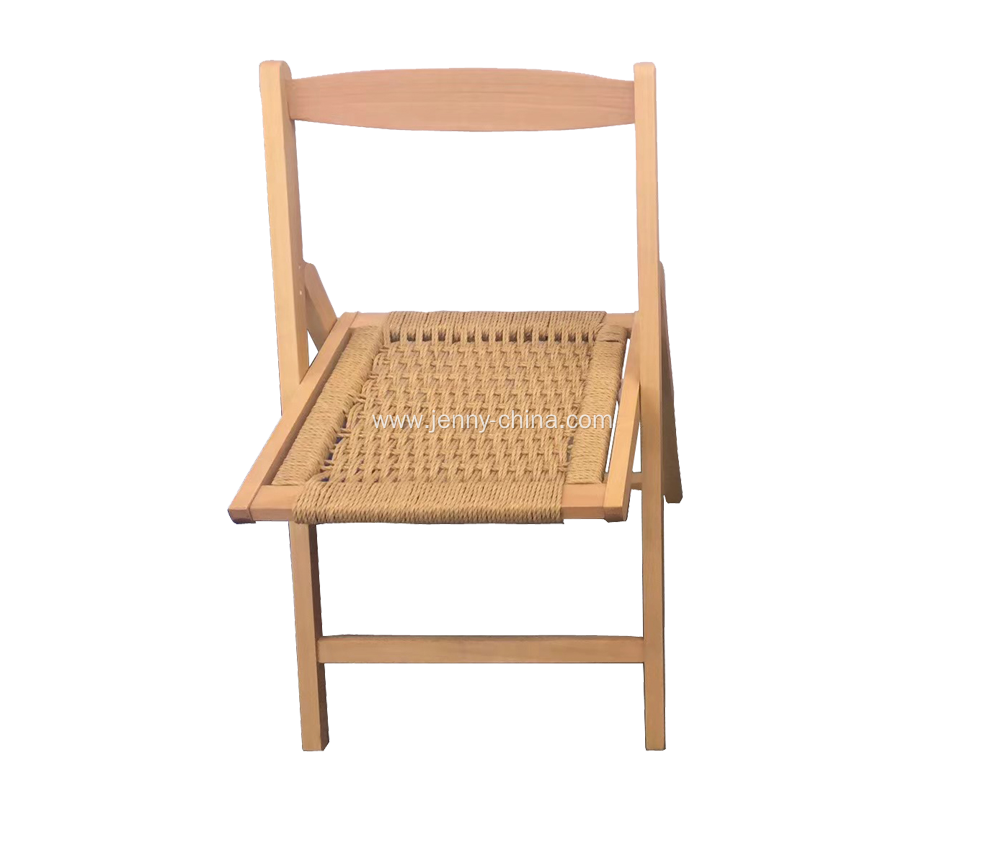 Beech wood folding chairs with straw seat