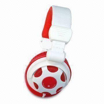 Fashionable DJ Headphone with 32Ω Impedance and 20Hz to 20KHz Frequency Response