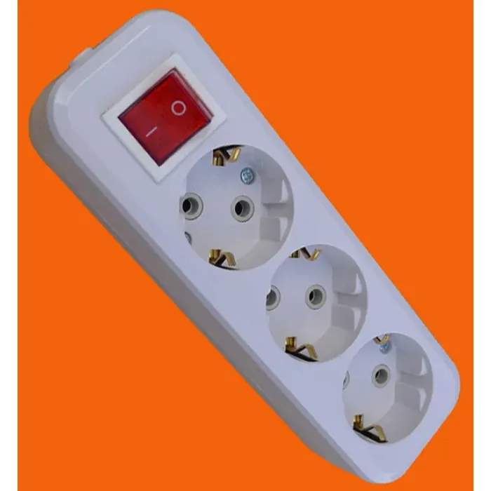 3-контактная розетка в стиле ЕС, 10/16 А