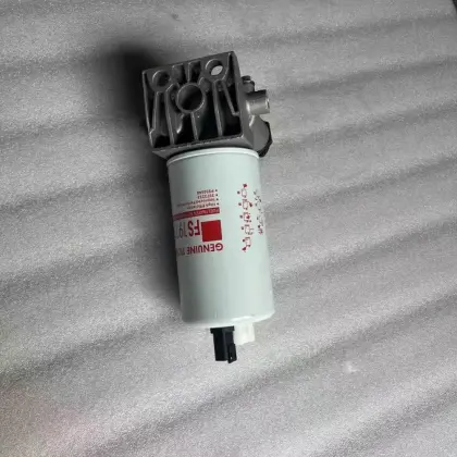 Cummins QSB6.7 fuel water separator filter 3973233 FS19732