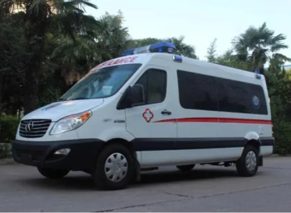 JAC 4x2 freightliner ambulance