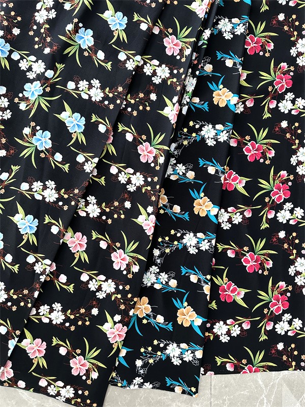 Floral Screen Print Rayon Fabric For Summer Dress