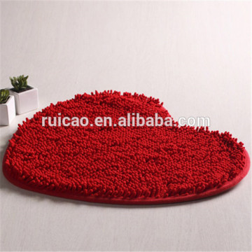 Red heart-shaped 100% Chenille carpet /door mat/rug