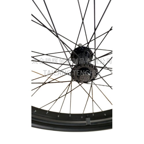 Roda traseira de cadeira de rodas durável