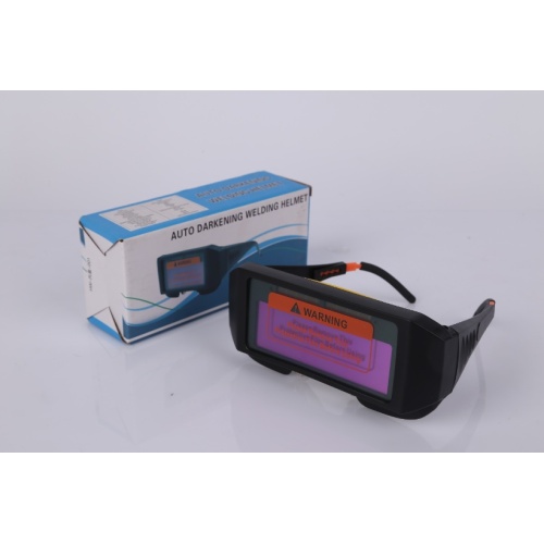 Solar auto-dimming welding glasses to prevent dizziness