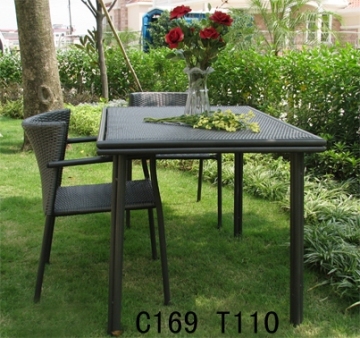 2012 hot sell durable beauty Rattan dining table and chairs