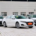 Honda Accord 5-местный трехместный автомобиль среднего размера