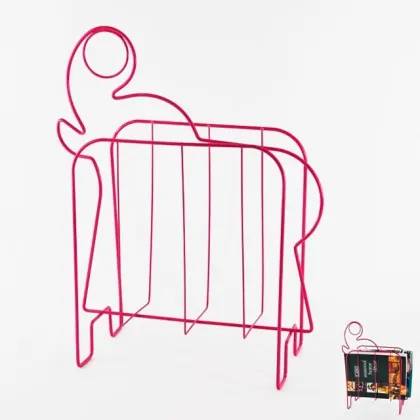Design Blue Metal Wire Elephant Shape Magzine Rack