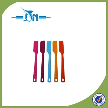 Multifunctional silicone scraper