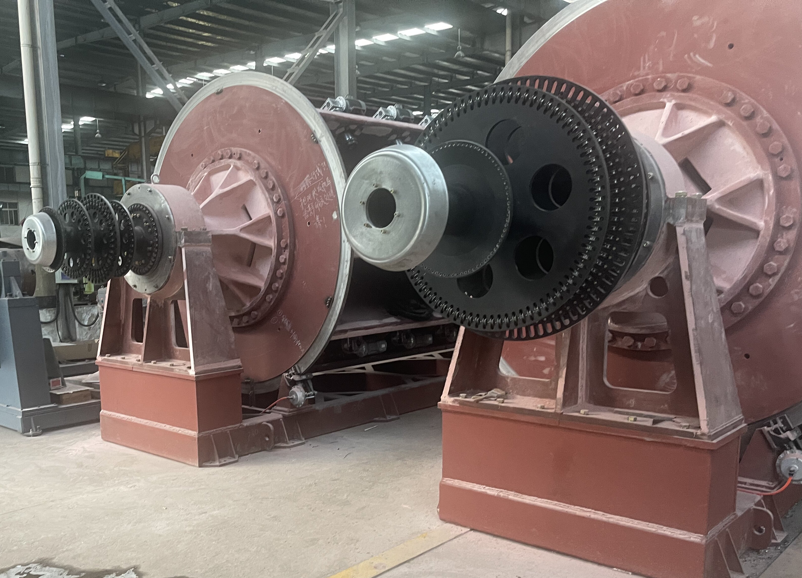 Rigid stranding machine