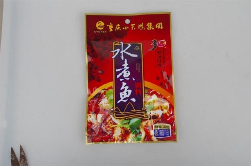 Chongqing picante peixe cozido 200 g