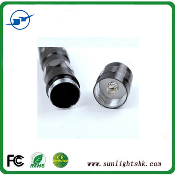Wholesale waterproof AAA /18650 battery XML T6 1000lumen tactical zoomable led flashlight