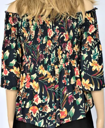 Women Short Single Collar T-shirts