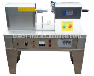 Sealing machine for empty cartridge filled with sodium bicarbonate
