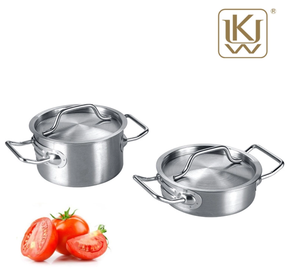 Stainless steel stock pot for stew