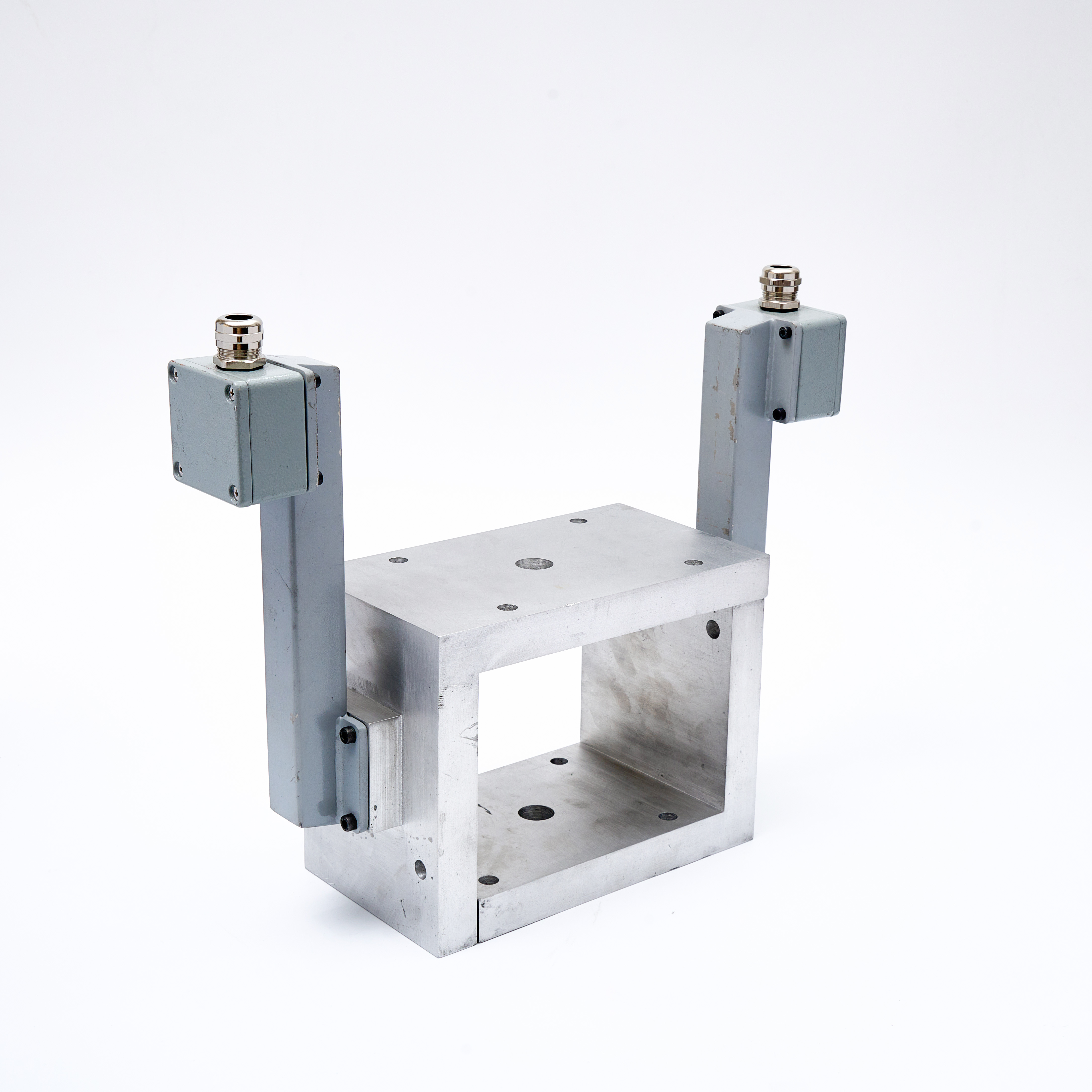 Cast aluminum heater
