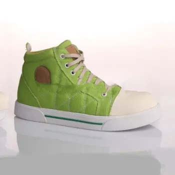 Mid cut green suede woman's safety footwear
