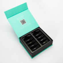 custom magnetic lid packaging skincare gift box