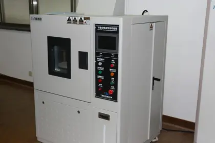 Great Plastic Square Cosmetic Compact/Eyeshadow Case