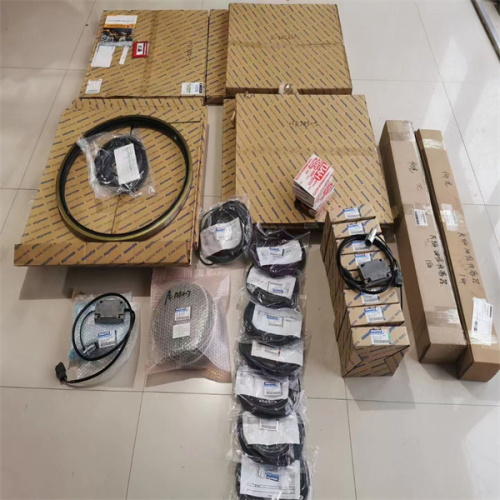 KOMATSU PC200LC-6LE SWING CIRCLE 206-25-00210