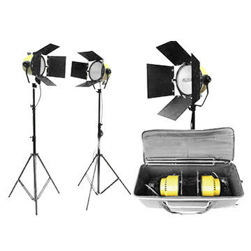WTD Stage Light Kit, Includes 2 x 2,000W Lamps, Used for Camera Flash