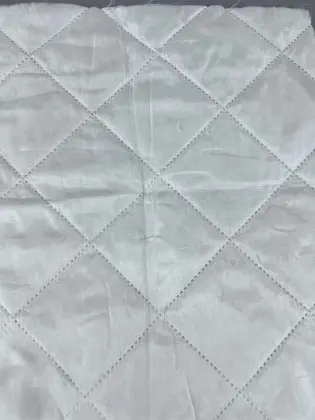 Agricultural greenhouse insulation blanket production