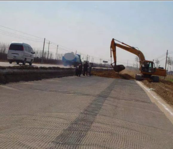 Resistencia a la tracción de alta resistencia pp plástico Geogrid biaxial