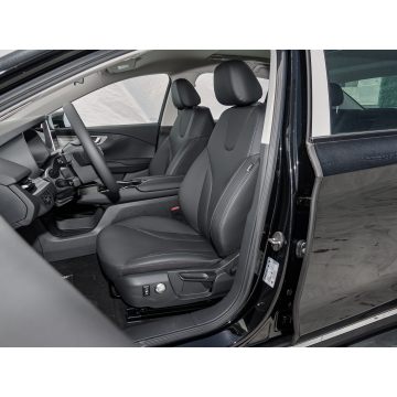 HONGQI e-qm5 electric sedan car