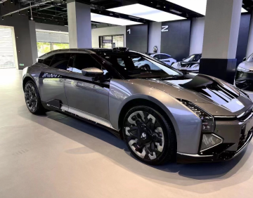 Utilizzato 2023 SUV elettrico di lusso: Hiphi Z 4-5 Sedili Nuovo veicolo energetico