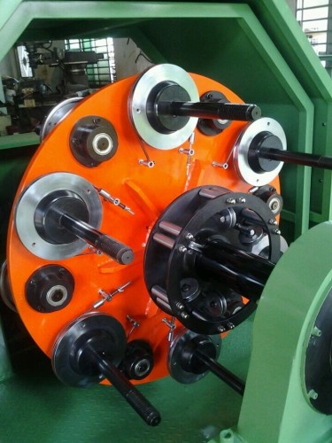 Cage Type Stranding Machine for Twisting Copper Wire and Cored Wire