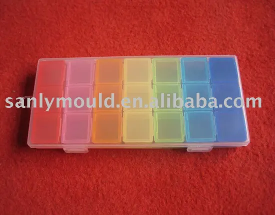 21 spaces storage box