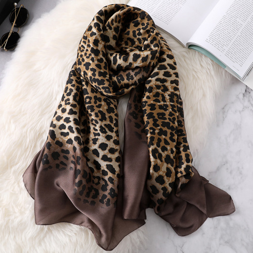 2020 luxury brand women scarf summer new shawls and wraps leopard print silk hijab scarves ladies pashmina foulard femme stoles