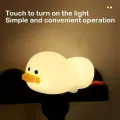 La luz nocturna encantadora en forma de pato mejora el espacio del sueño de los niños