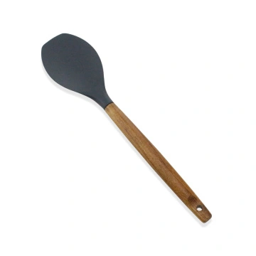 slotted spatula vs solid spatula