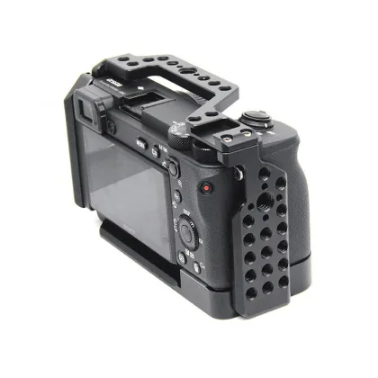 Title: "Sony A6600 Camera Video Cage: An Essential Accessory for Enhanced Shooting Experience