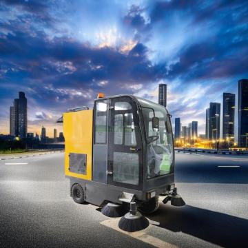Driving type sweeping and cleaning vehicle