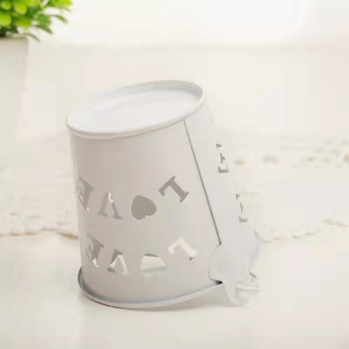 Hollowed-out letters mini bucket