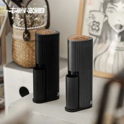 Black Conical Burr Electric Coffee Grinder MHW-3BOMBER Adder V8 Series