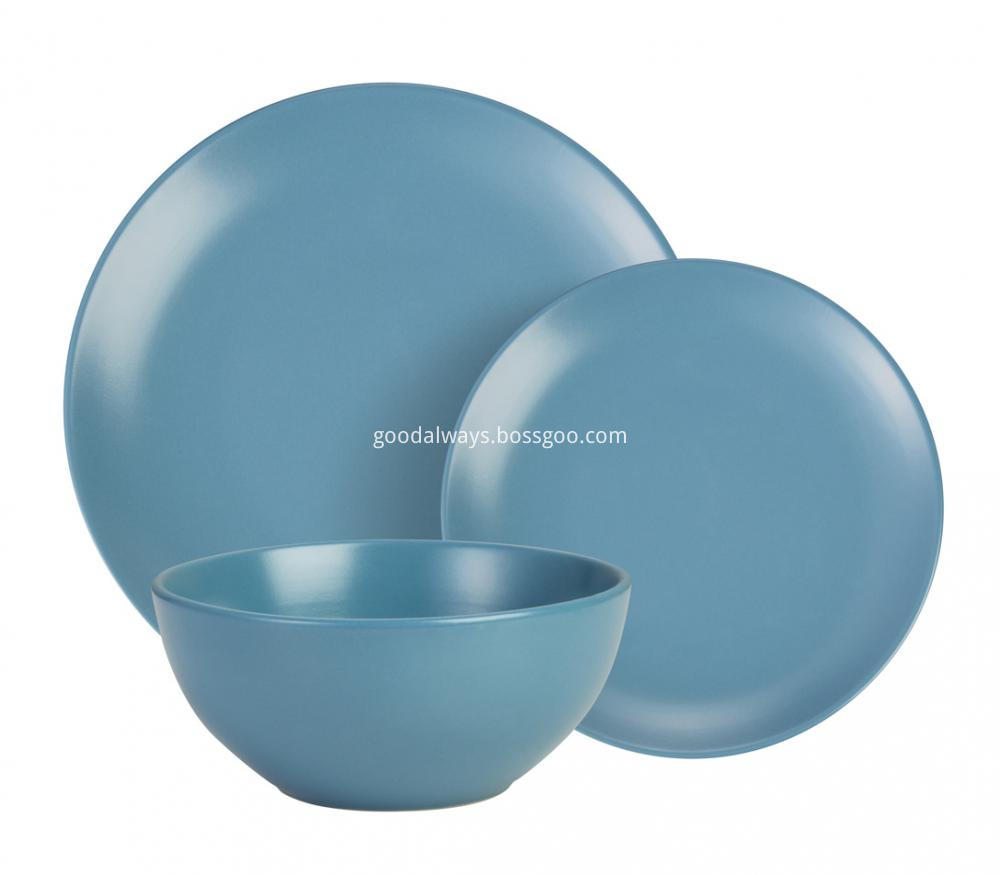 Matt Blue dinnerware set Matt Blue dinnerware set