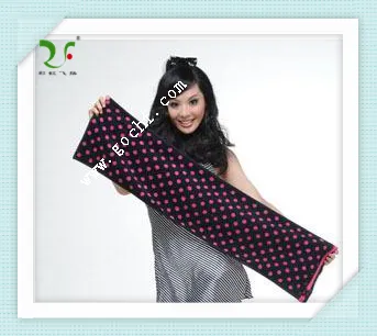 Dark color jacquard sport towel