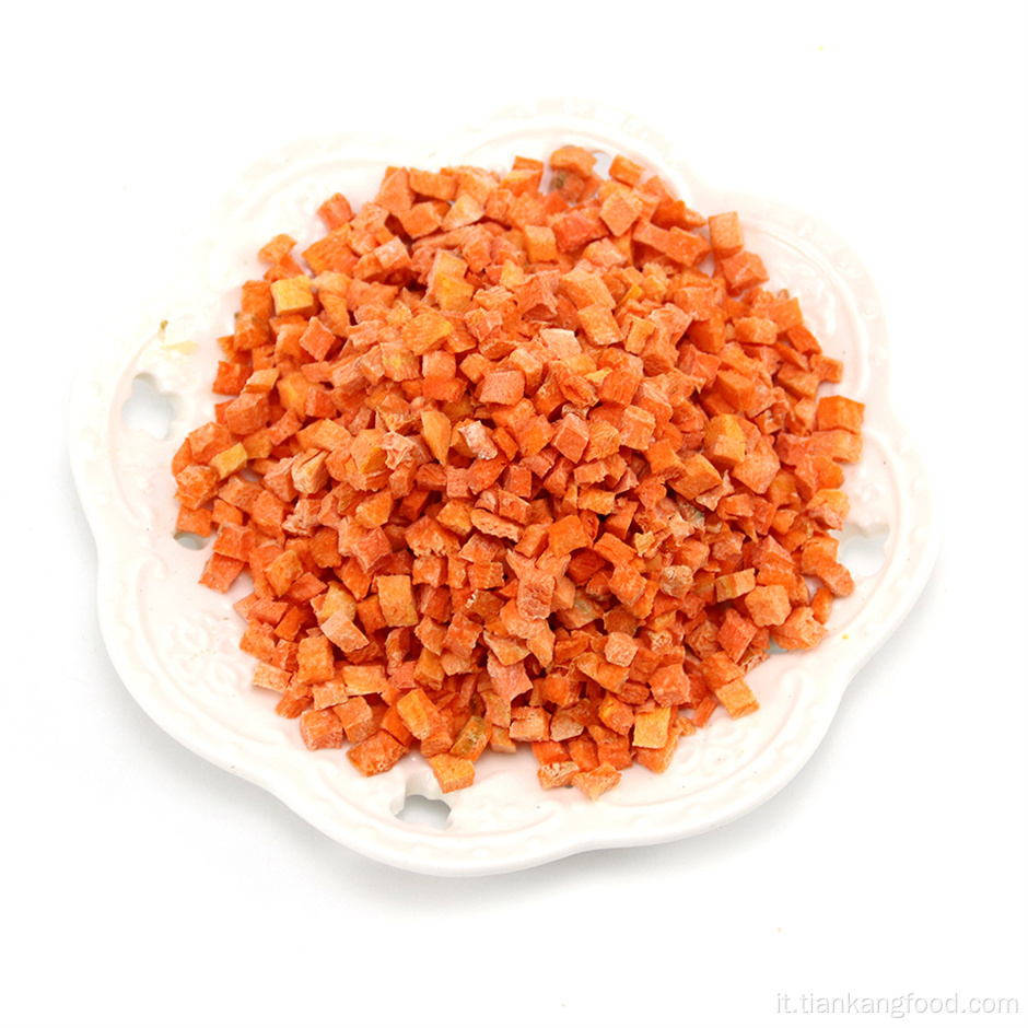 Cubi di carote secchi surgelati premium alimenti istantanei