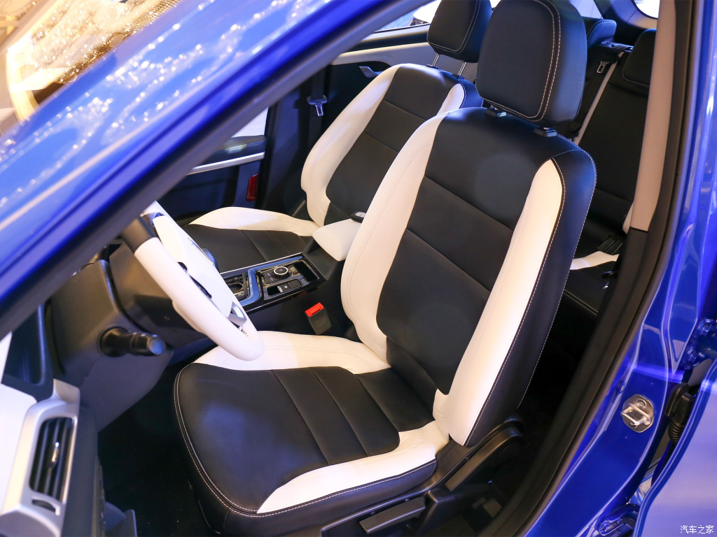 HOT SALE Adults high speed 4 wheels electric car new Energy Car chang an zyx Qingzhou
