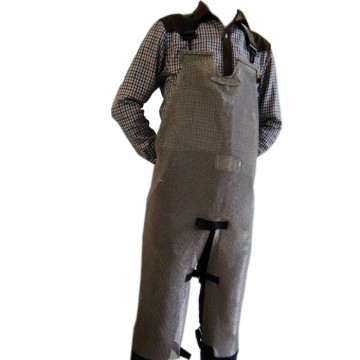Stainless steel chainmail apron with split leg