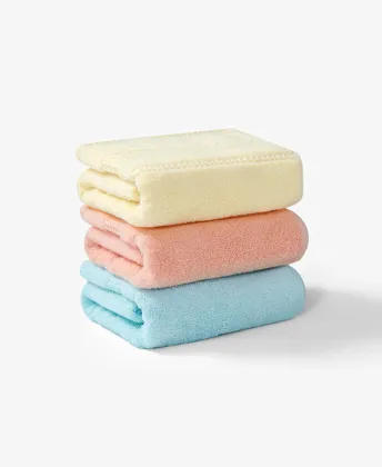 Highly absorbent face towel