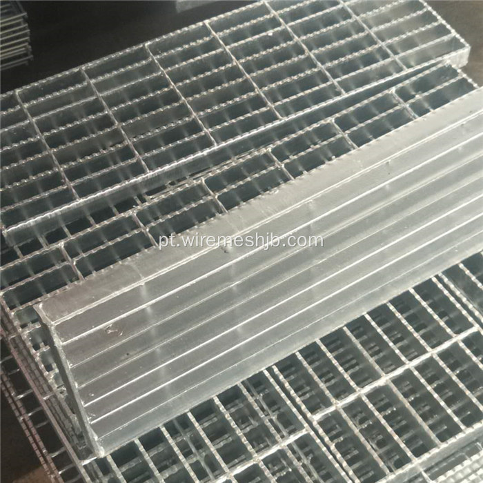 Aço galvanizado por imersão a quente Grating Outdoor Stair Treads